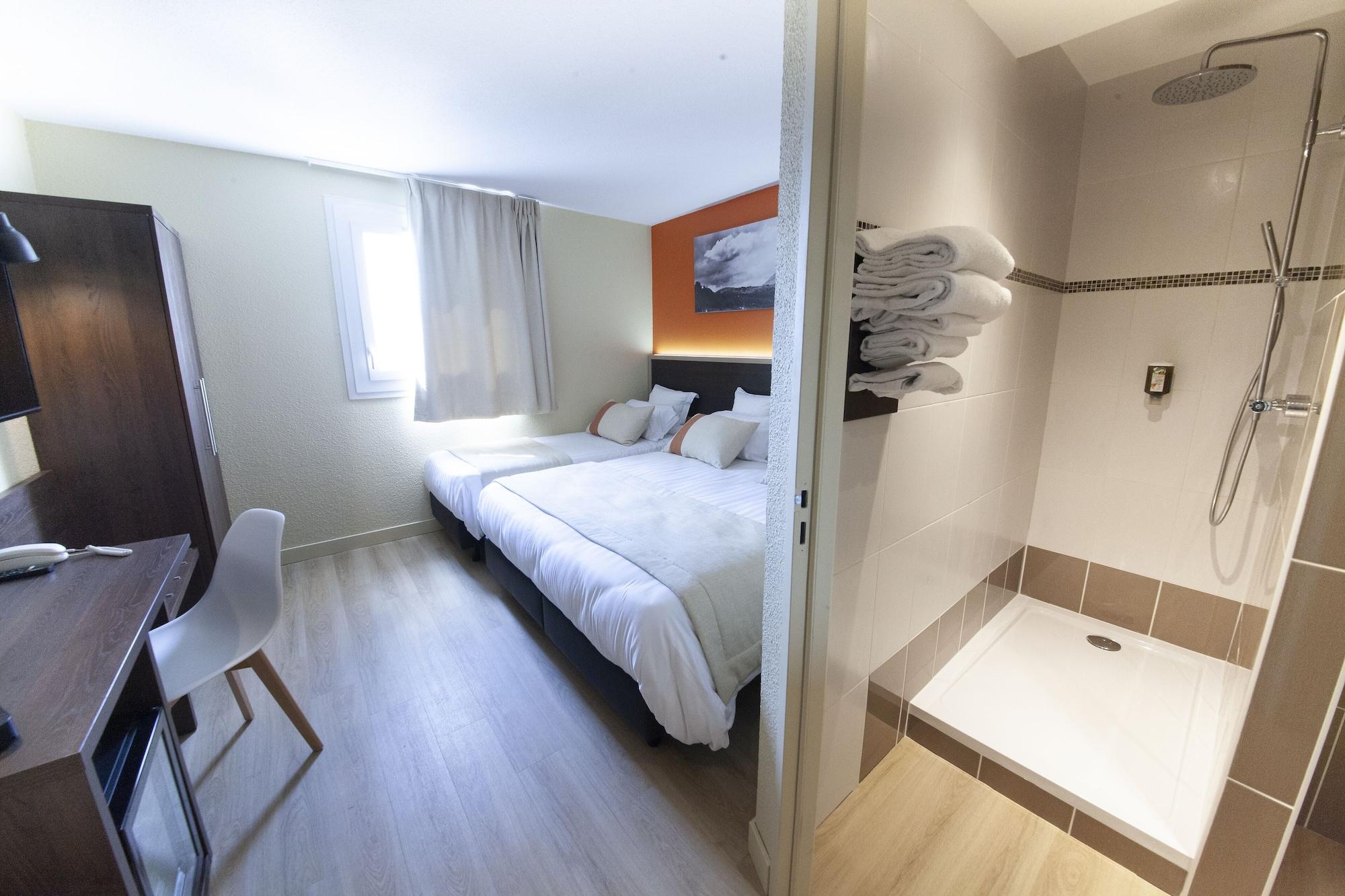 Comfort Hotel Clermont Saint Jacques Exterior photo