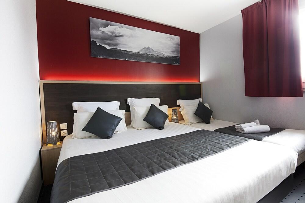Comfort Hotel Clermont Saint Jacques Exterior photo